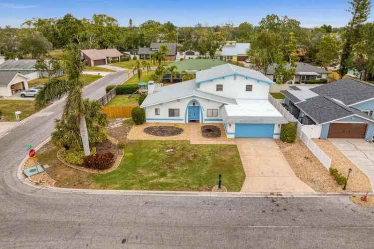 House For Sale in 5420, 4th Avenue Drive Northwest, Bradenton, Florida