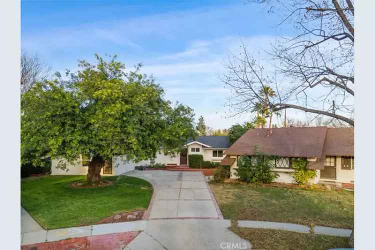 Buy House in Quiet Culdesac with Large Pool and Landscaped Yard