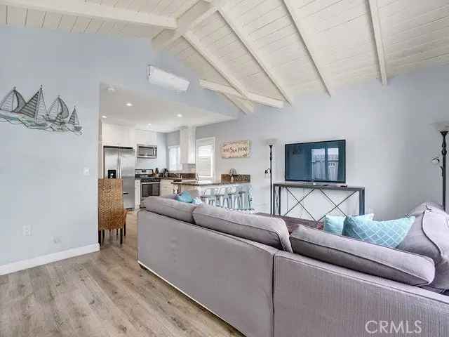 House For Sale in 1320,1320 1/2, West Balboa Boulevard, Newport Beach, California