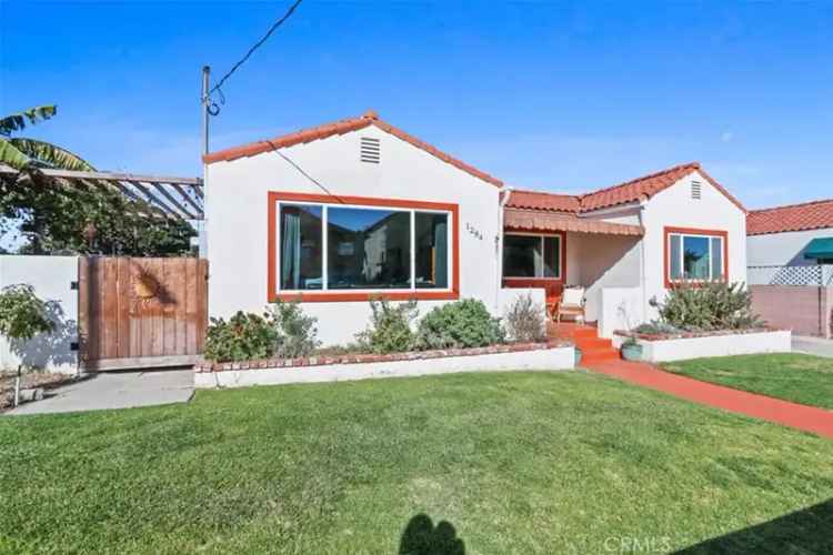 Buy Classic Home in San Pedro with Garden Features and Remodeled Kitchen