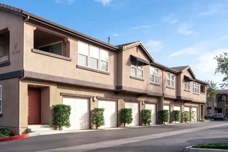 Apartments for Rent in Murrieta with Upscale Features and Scenic Views