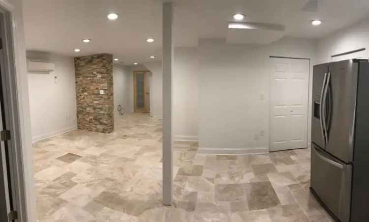 Luxury Basement Apartment for Rent in Broad Run Farms with Utilities Included