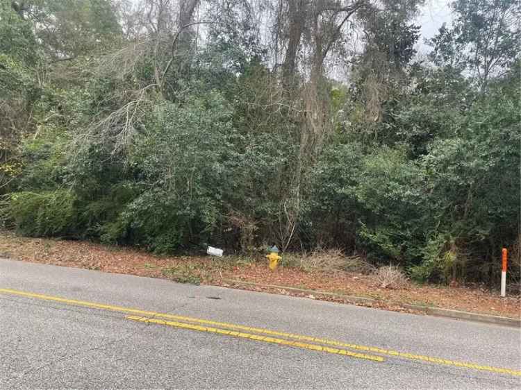 Vacant Lot for Sale in Commercial Area South of Airport Blvd