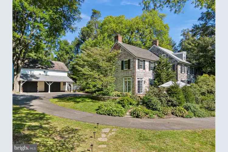 Historic Buy House in Centreville with Pool and Unique Features