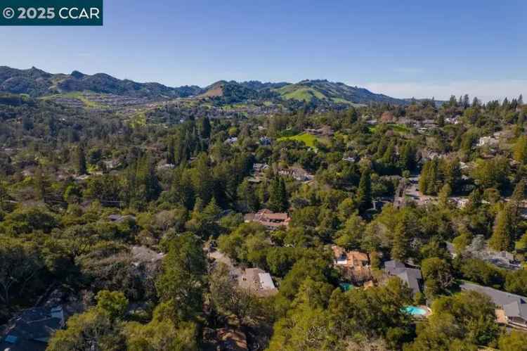 House For Sale in 26, Moraga Via, Orinda, California