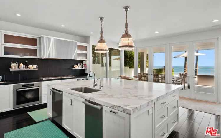 House For Sale in 27420, Pacific Coast Highway, Malibu, California