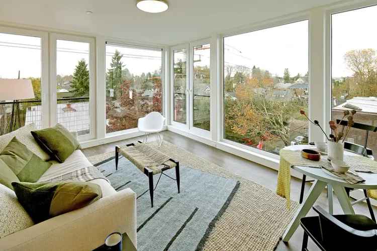 Rent Sophisticated Apartments Near Seattle's Parks and Nightlife