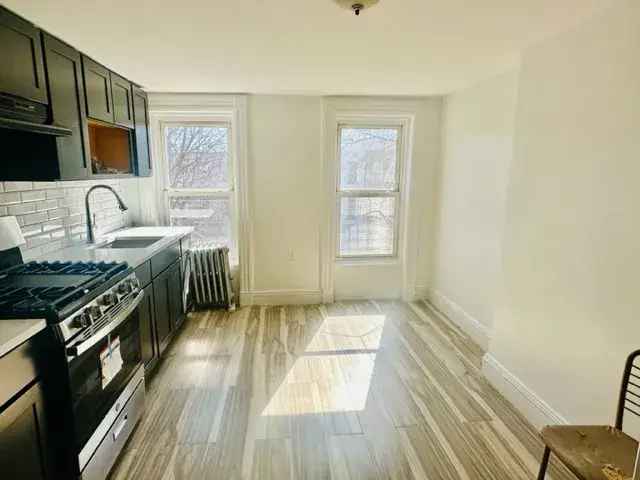 Rent Spacious Apartment Unit in Bedford Stuyvesant Brooklyn