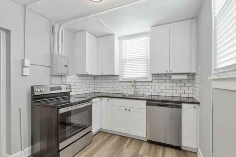 Rent Apartment Unit Newly Remodeled Near UNC with Modern Amenities