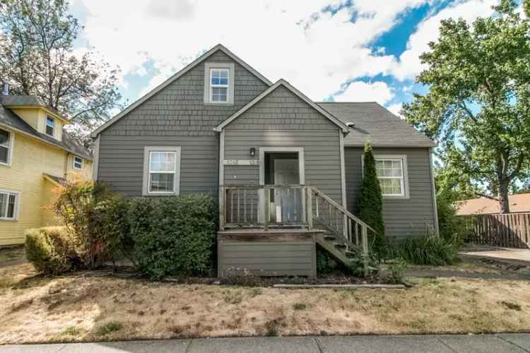 Rent Large Studio Apartment in Eugene with Full Kitchen and Natural Light