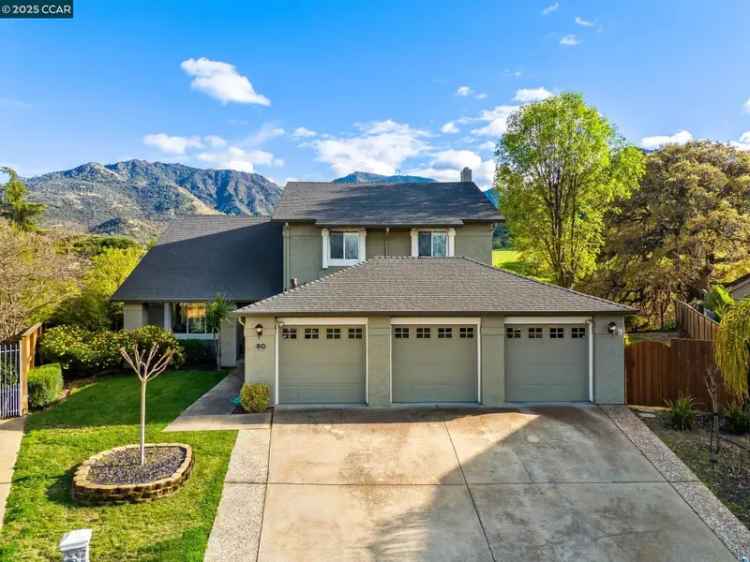 House For Sale in 60, Mountaire Place, Clayton, California