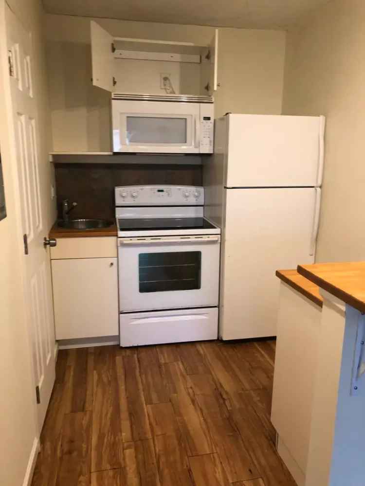 Studio Apartments for Rent Near UAB in Five Points South Community