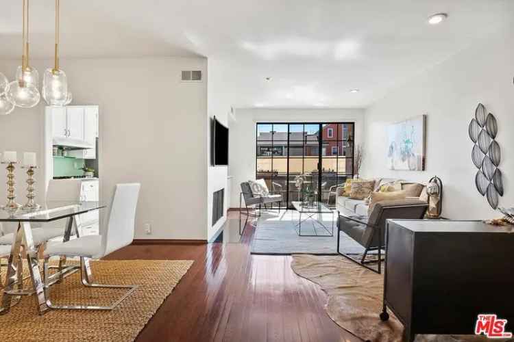 House For Sale in 2307, South Bentley Avenue, Los Angeles, California