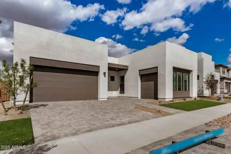 House For Sale in Mesa, Arizona