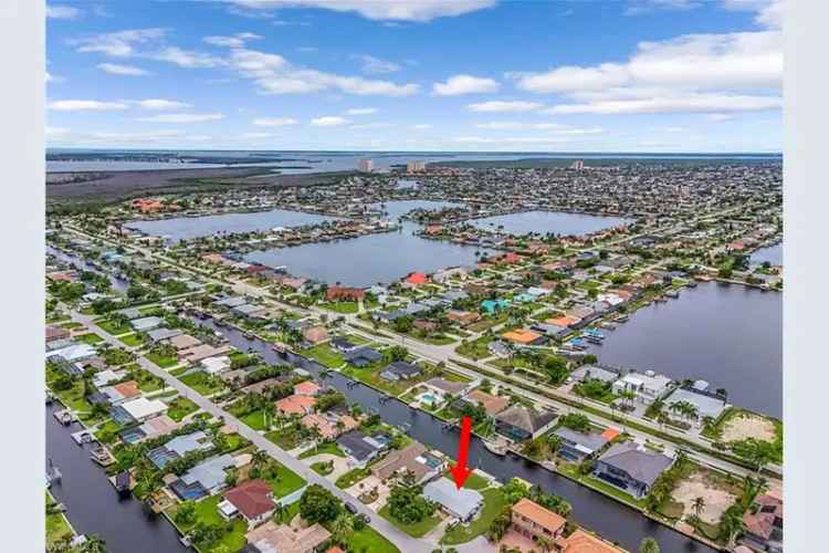 Buy House with Sailboat Access in SW Cape Coral with 100ft Shoreline