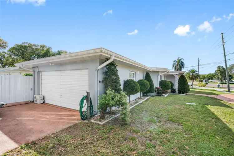 House For Sale in 1215, South Keene Road, Clearwater, Florida