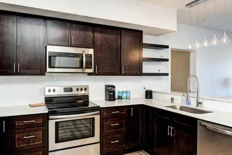 Rent Modern Spacious Apartments in Downtown Indianapolis with Great Amenities