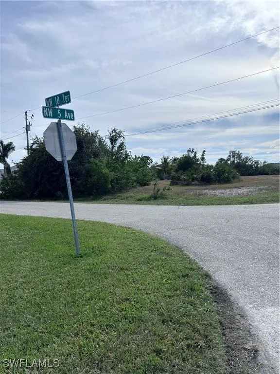 Land For Sale in 426, Northwest 18th Terrace, Cape Coral, Florida