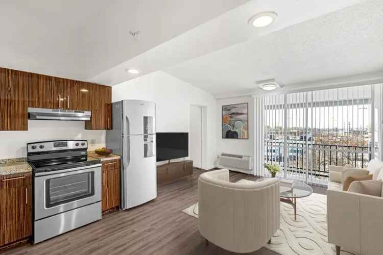 Rent Modern Apartments at ABQ Encore with Luxury Amenities in Albuquerque