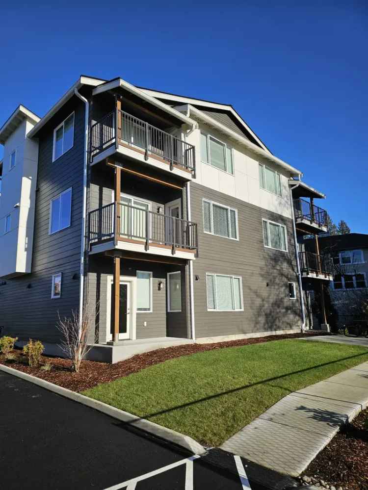 Rent Apartment Unit in Snohomish with Modern Finishes and Convenience