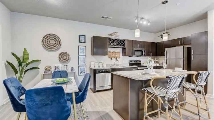 Rent Apartments in Davenport with Modern Amenities and Townhome Style