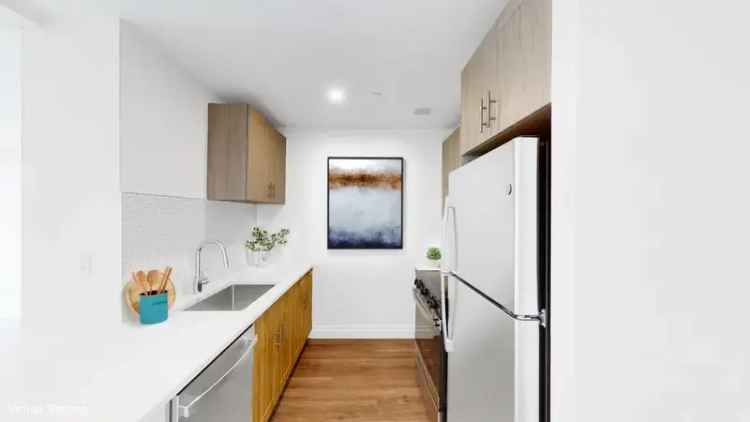 Rent Apartment Unit in Clinton Hill Brooklyn with Modern Features