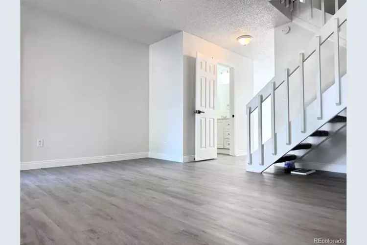 Rent Beautifully Remodeled Unit with Modern Kitchen and Community Features