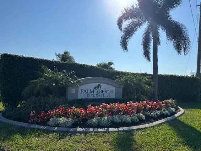 House For Sale in 137, Leisureville Boulevard, Boynton Beach, Florida