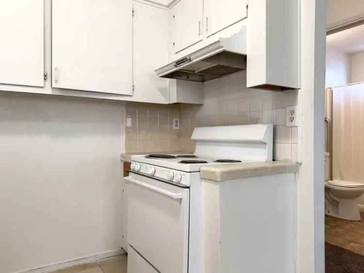 Rent Cute Studio and One Bedroom Apartments Near Downtown Merced