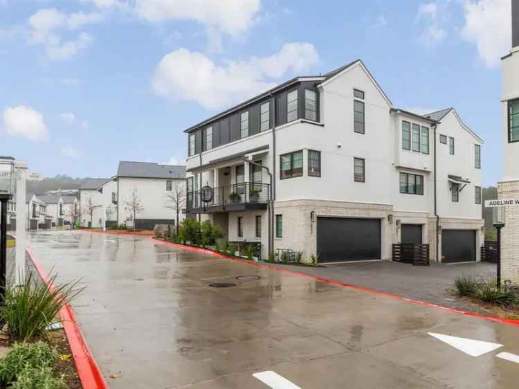 Luxury townhome for sale in Westlake Hills with modern features