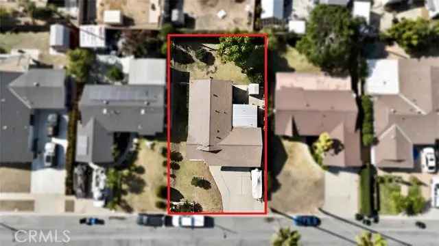 House For Sale in 2709, Abeto Avenue, California