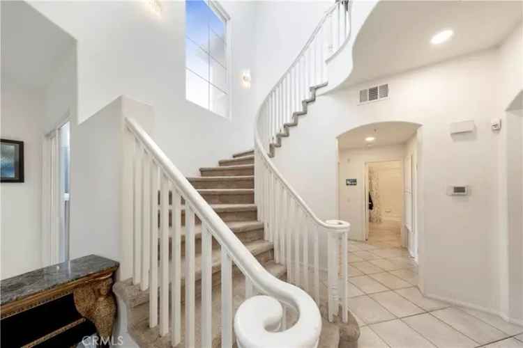 House For Sale in 12, Padua Court, Newport Beach, California