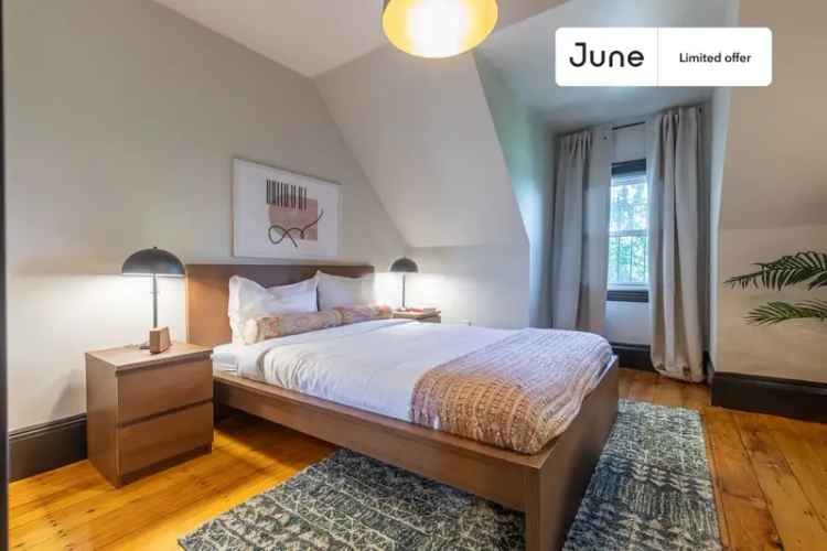 Rent Queen Bedroom in Allston Apartment with Flexible Lease Options