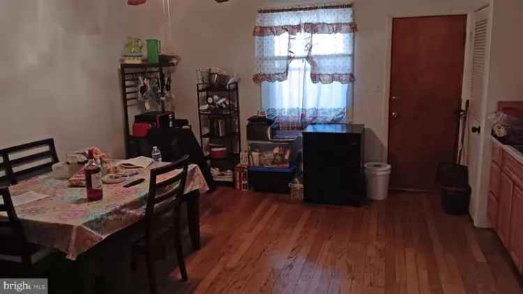 House For Sale in 1235, 16th Street Northeast, Washington, District of Columbia