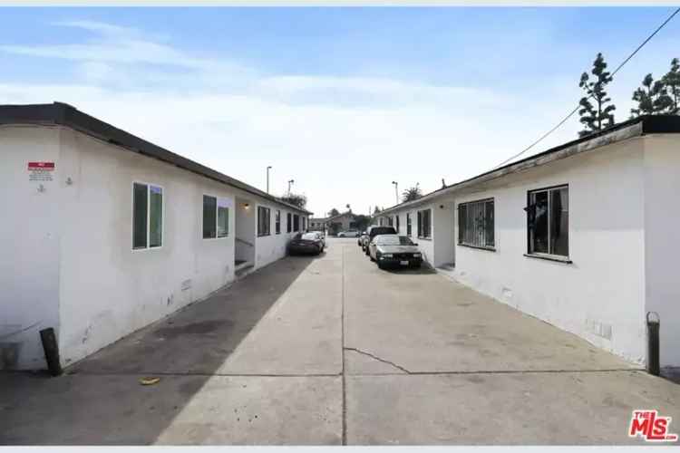 Buy Four Unit Property with Renovated Features Near 110 Freeway