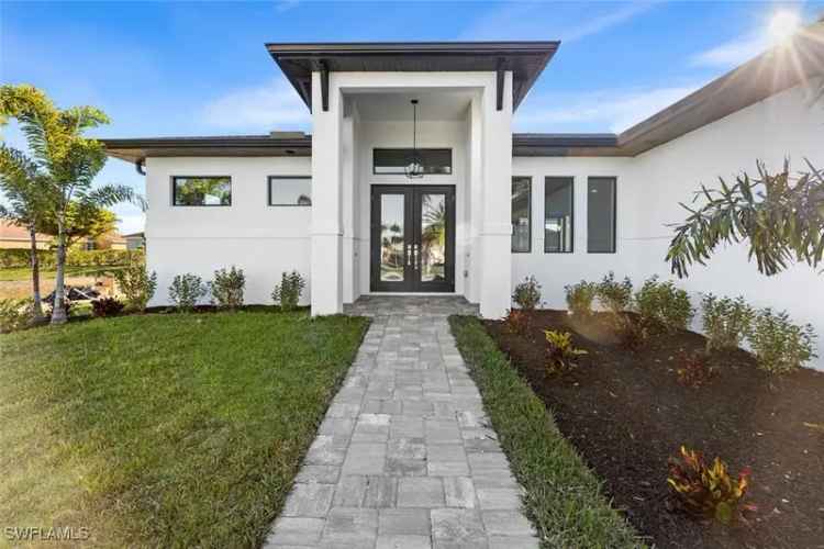 House For Sale in 4821, Southwest 29th Avenue, Cape Coral, Florida