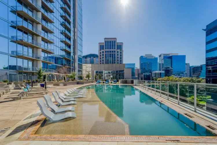 Rent Luxury Apartments in Uptown Dallas with Stunning Views and Amenities