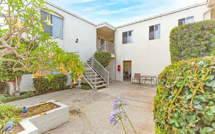 Rent Apartment in Carlsbad with Convenient Features and Lush Landscaping