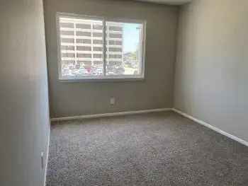 Rent Remodeled Apartments Near Downtown Shops and Entertainment