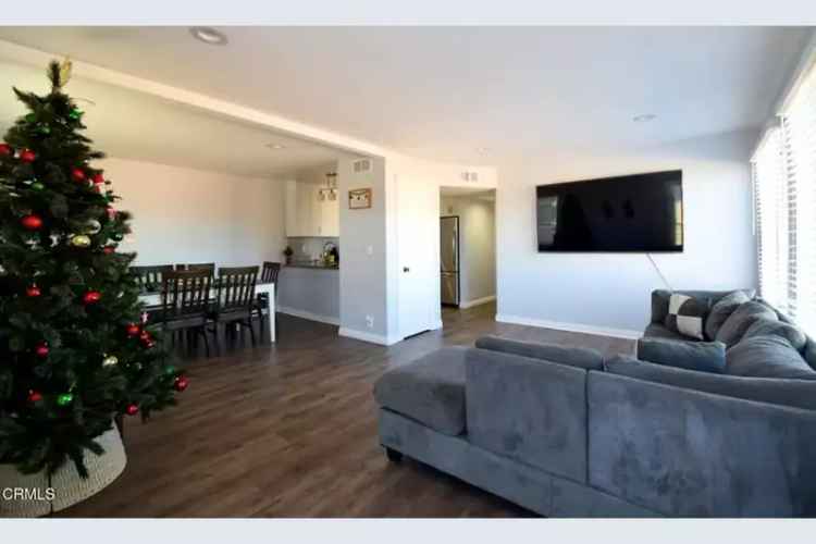 Buy Condo in Oxnard with 3 Bedrooms and Remodeled Features