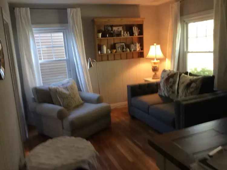 1 Bedroom Apartment with Home Office for Rent Near Highland NY