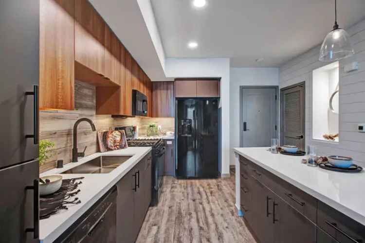 Rent Modern Luxury Apartments in Santa Clarita with Unique Amenities