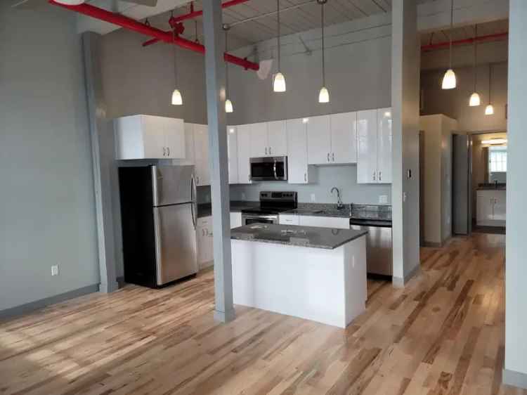 Luxury Loft Apartments for Rent in Historic Wamsutta Place