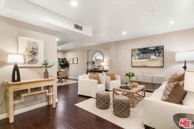 House For Sale in 11824, Darlington Avenue, Los Angeles, California