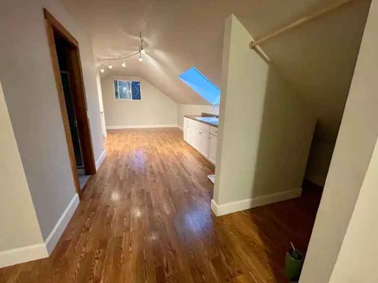 Rent Studio Apartment in Downtown Jersey City with Utilities Included