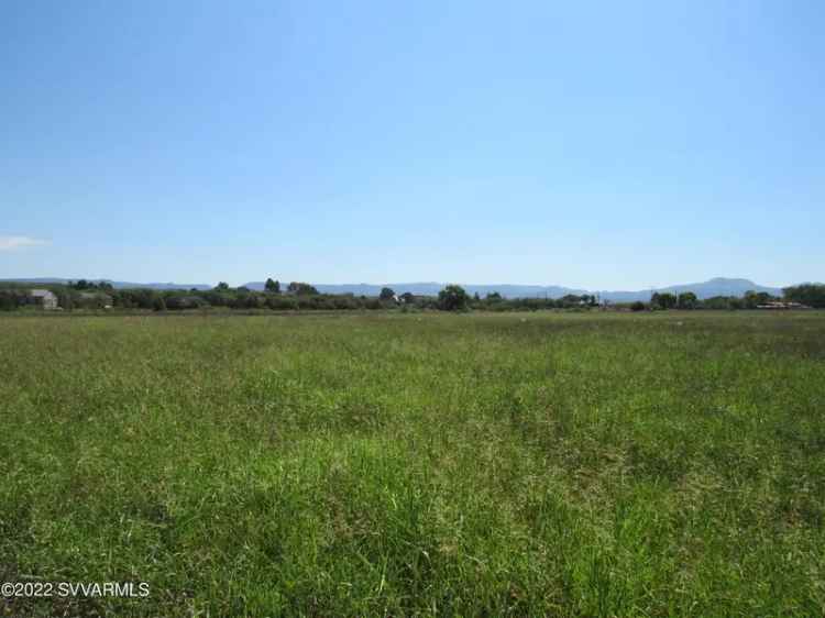 Buy land in Camp Verde with spectacular views and irrigation features