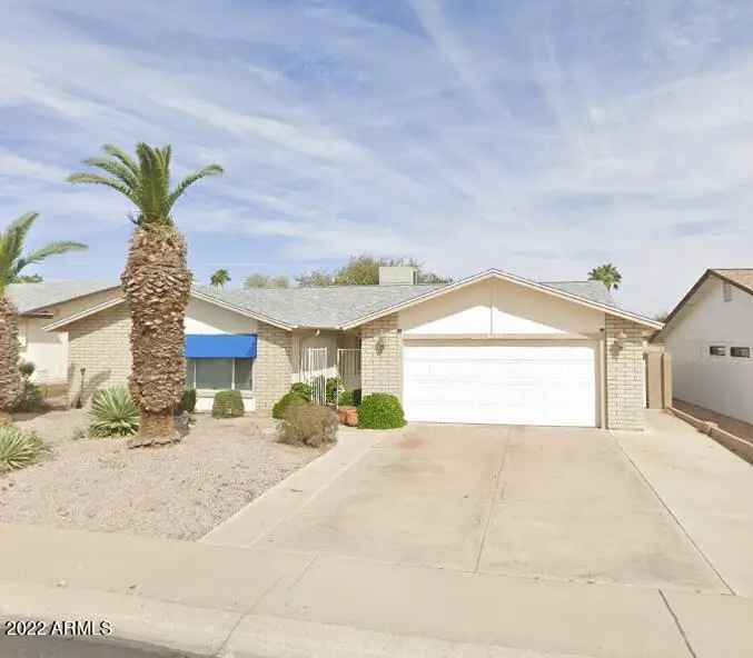 Rent Spacious Single Story 4 Bedroom Home in Ahwatukee 55 Active Adult Community