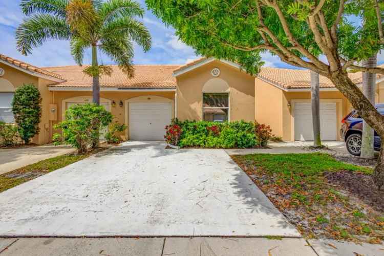 House For Sale in 386, Coral Trace Lane, Delray Beach, Florida