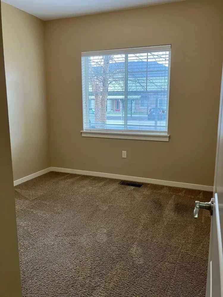 Rent Apartments with No Pets No Smoking No Admin Fees