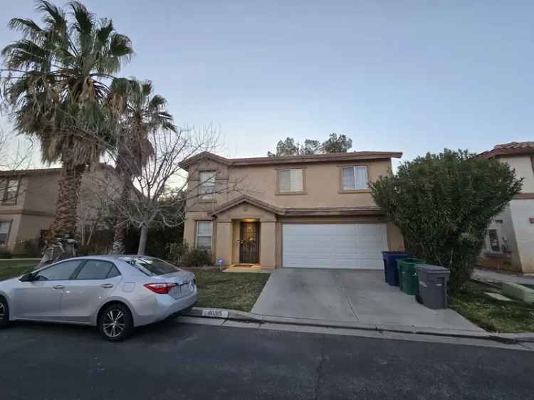 Rent 4 Bedroom 3 Bathroom Home in Palmdale with Great Features